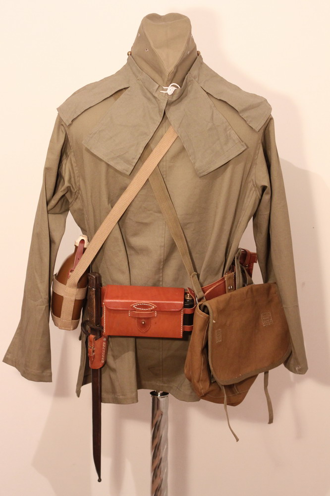 Комплект униформы образца 1938 года (китель,штаны,петлицы) L