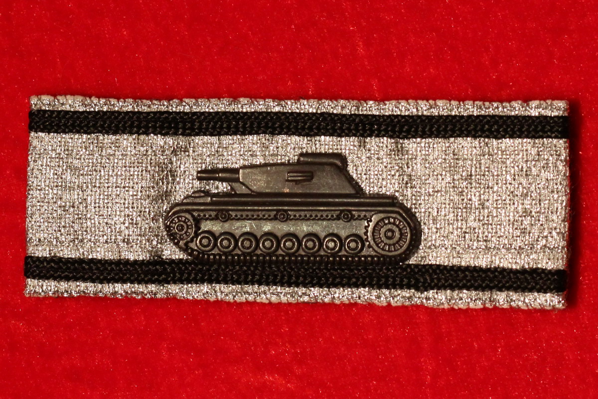 Нашивка За уничтожение танка II степени(серебро)